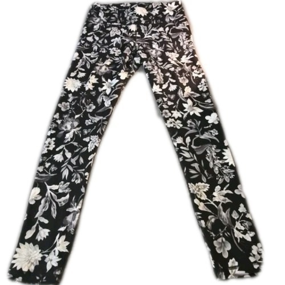 Old Navy‎ Leggings Women's XXL Tall Black White Floral Pattern Athletic Casual